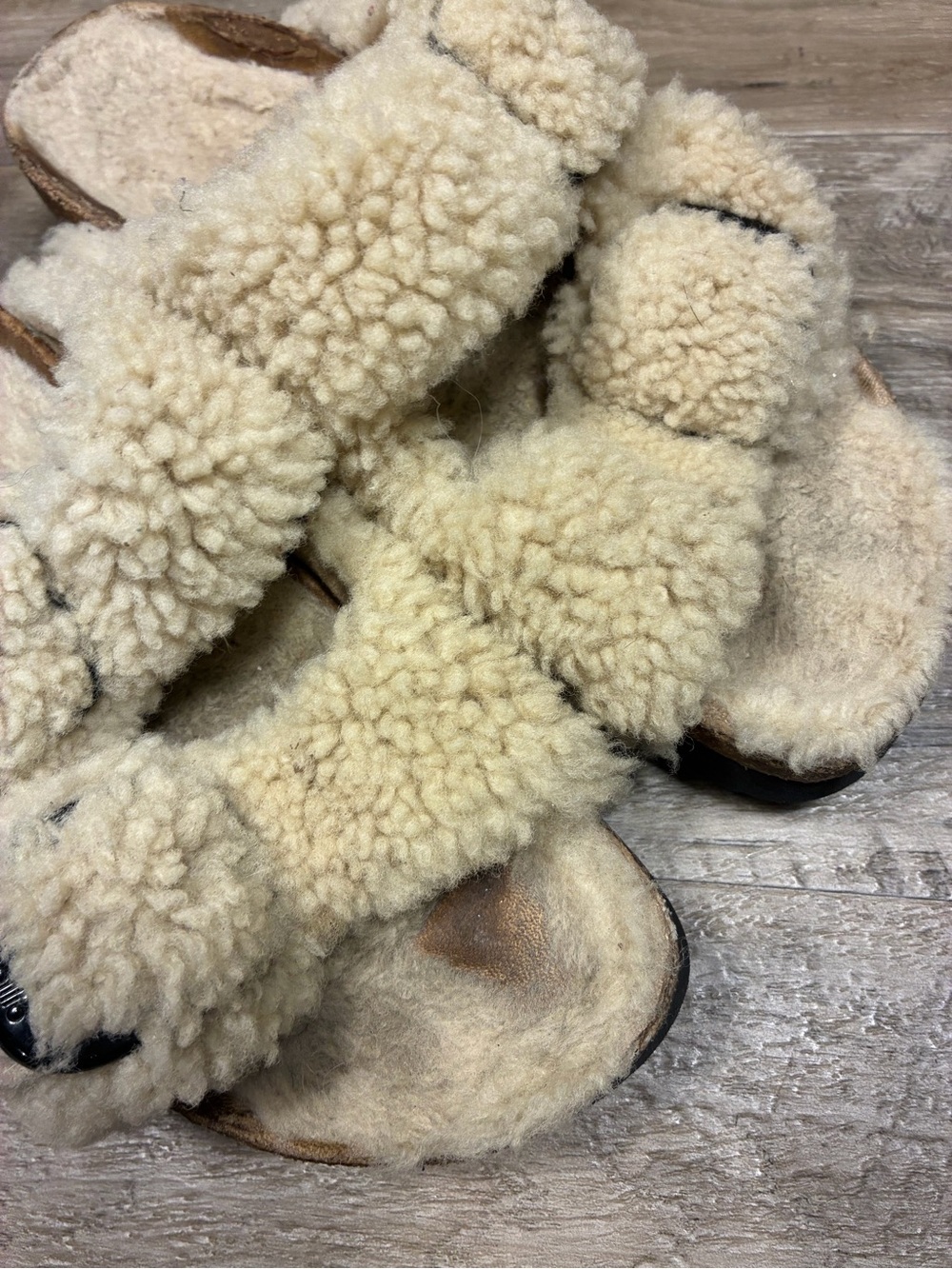 Birkenstock Papillio Big Buckle Shearling Teddy Arizona Sandals - Picture 2 of 11